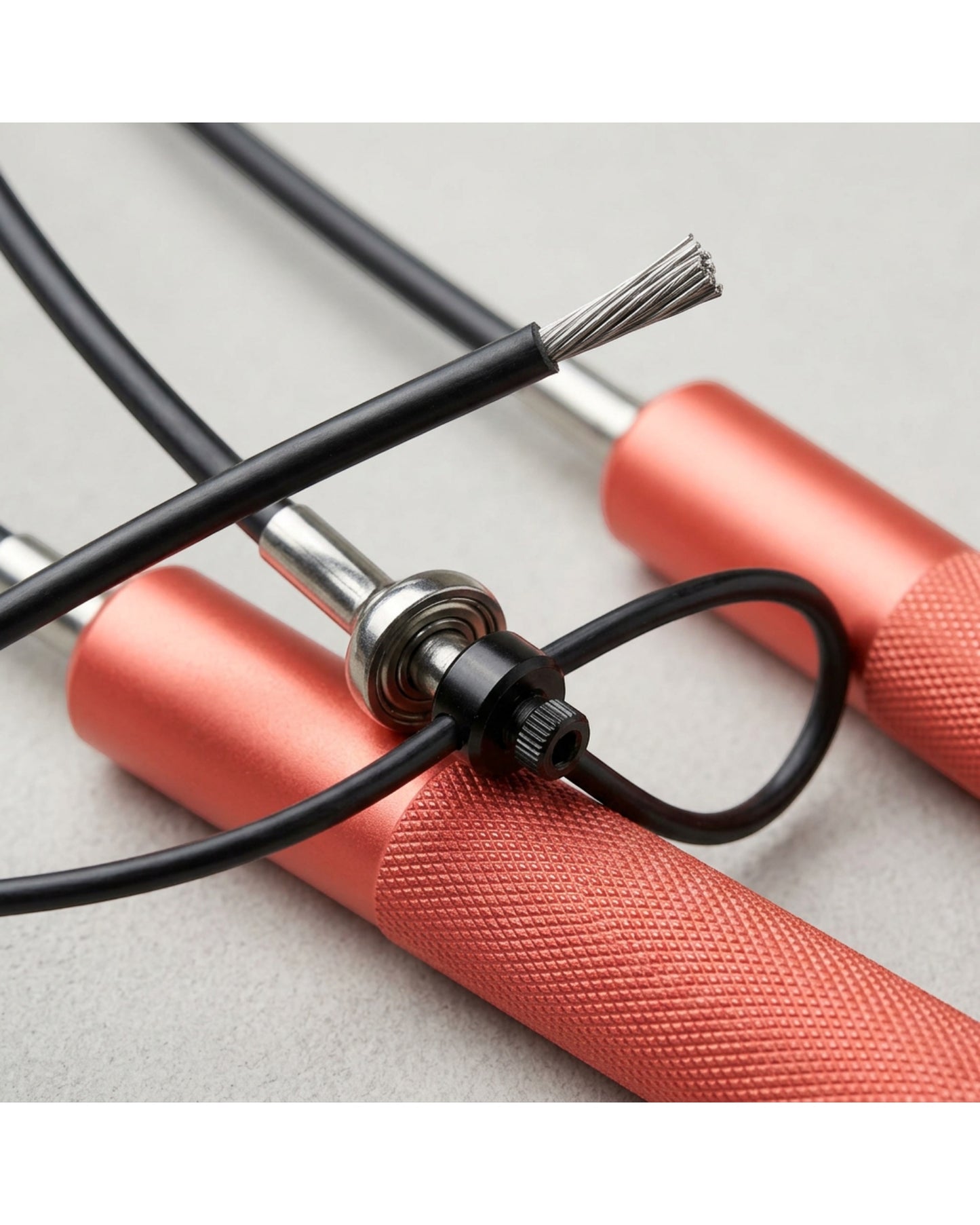 Zorm Adjustable Speed Jump Rope 3 m Coral Handles - Detail view